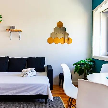 Guest H4u Center * Oporto