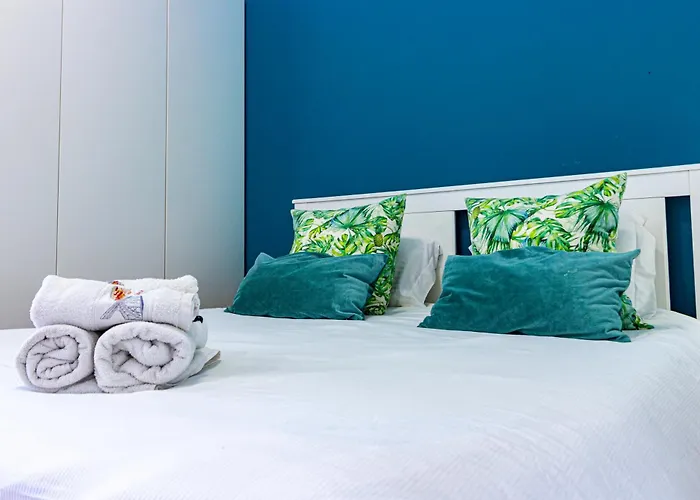 Guest H4u Center ポルト