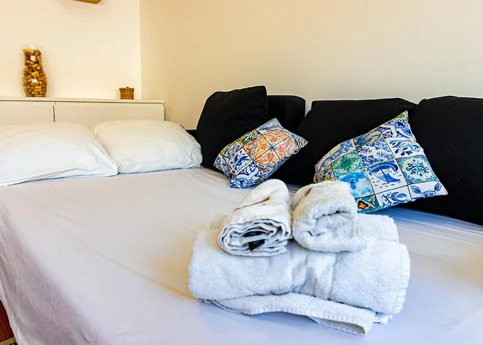 Guest H4u Center ポルト