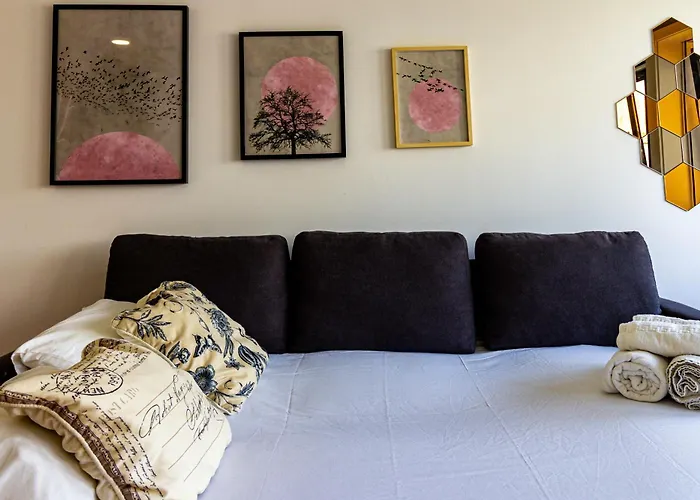 Guest H4u Center ポルト