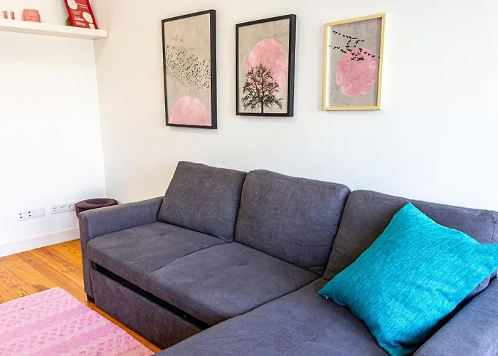 Guest H4u Center * Porto